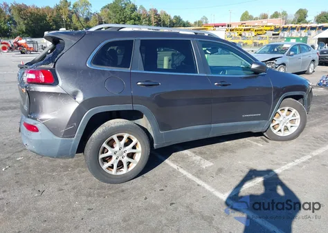 2015 Jeep Cherokee Latitude z USA, uszkodzony, nr VIN 1C4PJMCS2FW571592